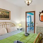 Bella Vista فيلة